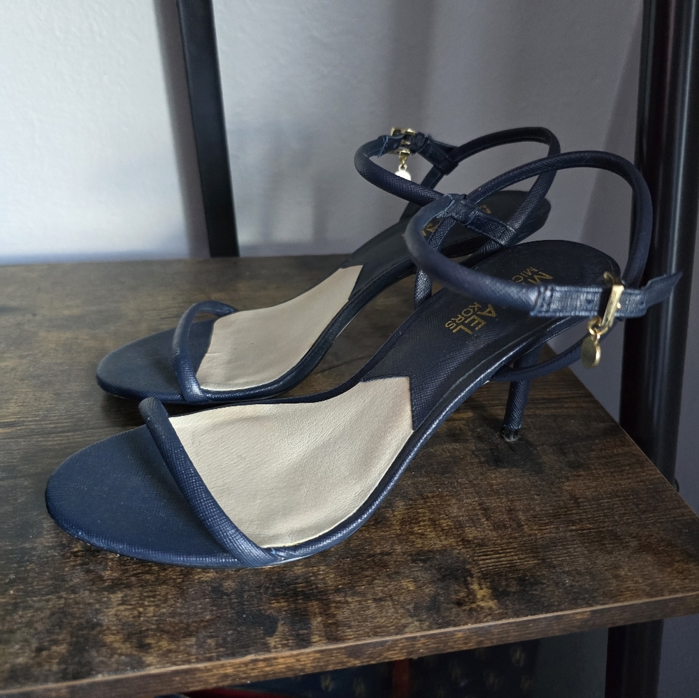 Michael Kors Carlene Naked Sandal - Picture 4 of 5